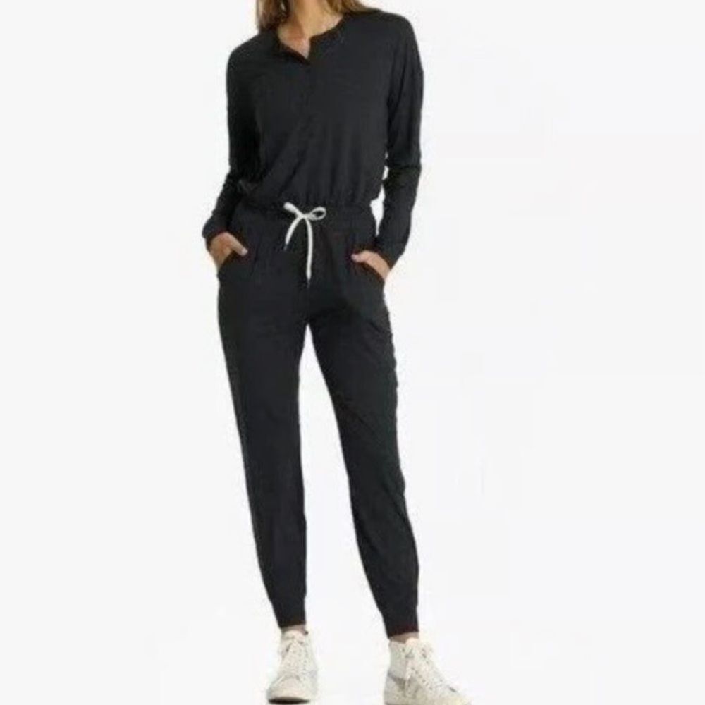 Vuori Lux Henley Jumpsuit in black heather Size Small